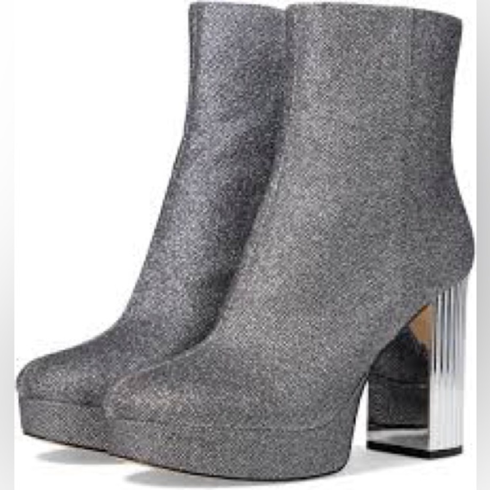 MICHAEL Michael Kors
Porter Metallic Silver Platform Booties
 Heels & Pumps